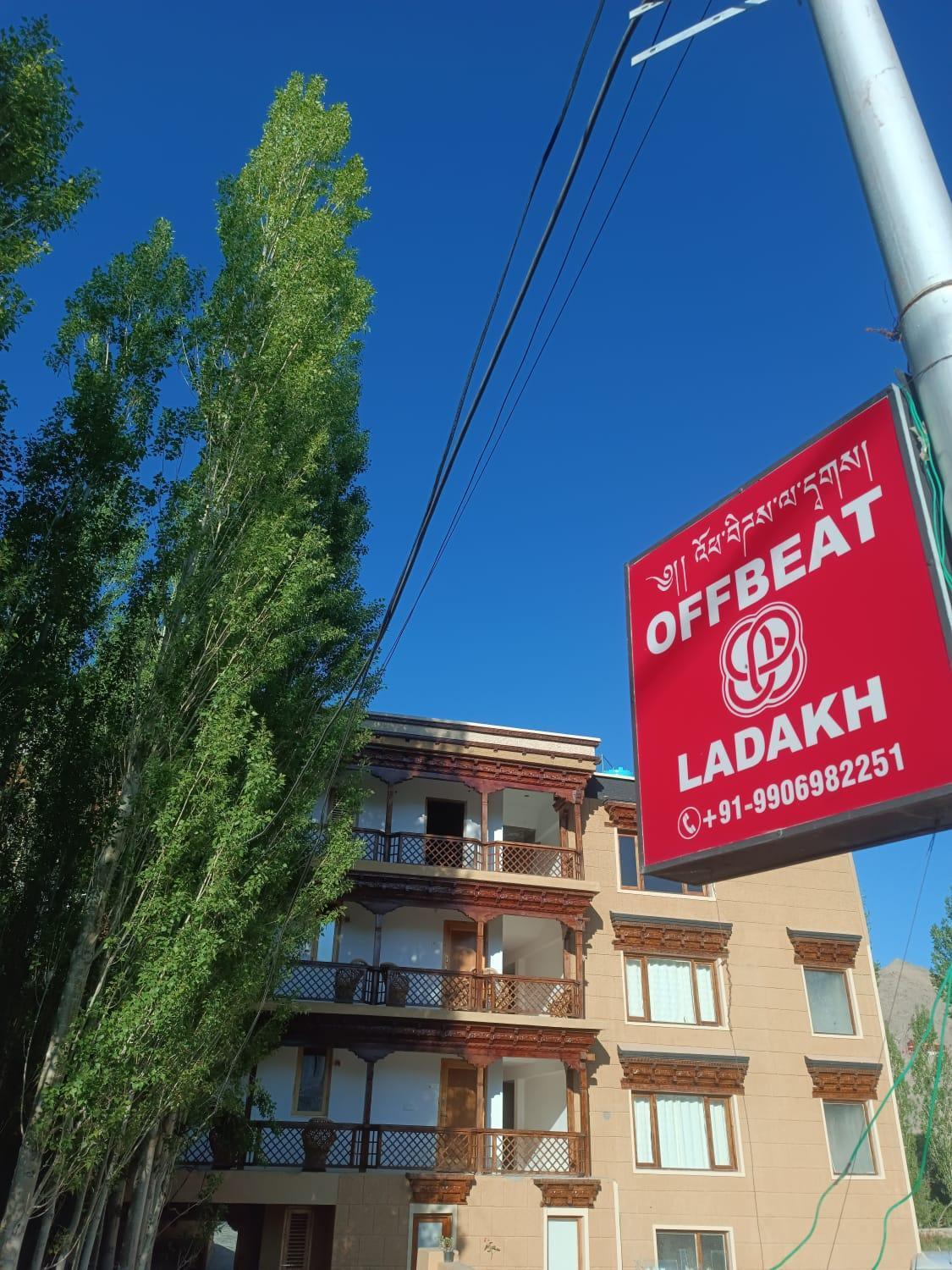 Hotel Om Ladakh Leh Kültér fotó