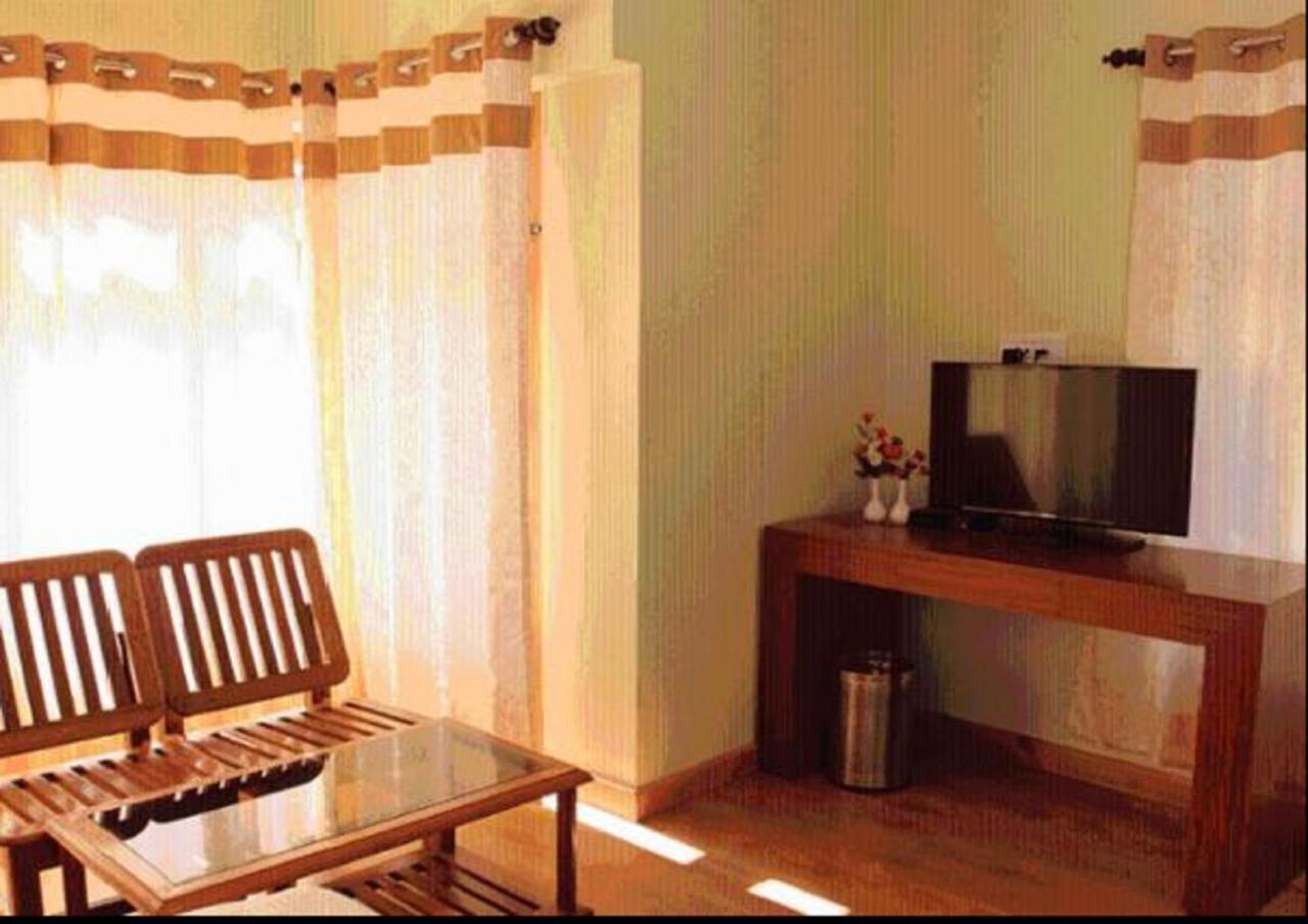 Hotel Om Ladakh Leh Kültér fotó